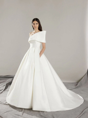 Svatební šaty Pronovias Amias 2025