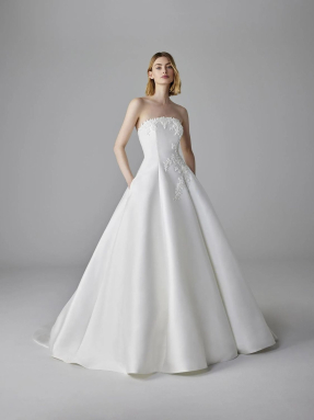 WEDDING DRESS 2025 Pronovias Galen