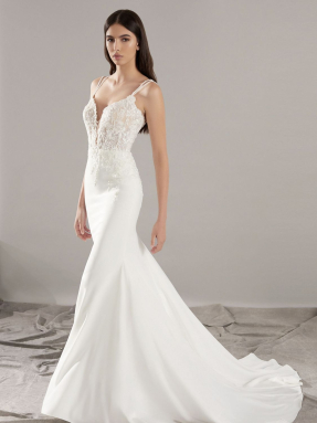 WEDDING DRESS 2025 Pronovias Leia