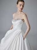 WEDDING DRESSES Pronovias Solene 2025