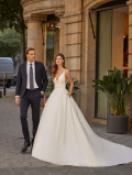 WEDDING DRESSES Luna Novias Traza 2024