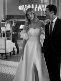 WEDDING DRESSES AIRE Barcelona Vernie 2025